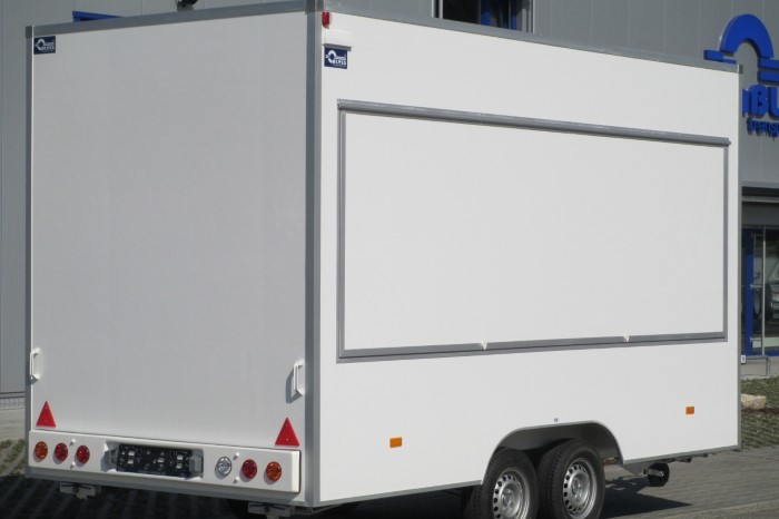 Przyczepa handlowa H20421HT